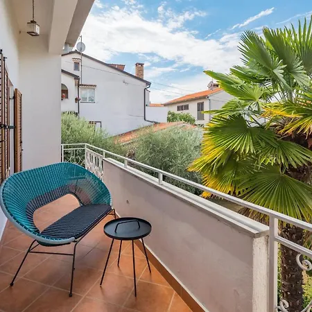 Dolce With Pool And Bbq Apartment Porec